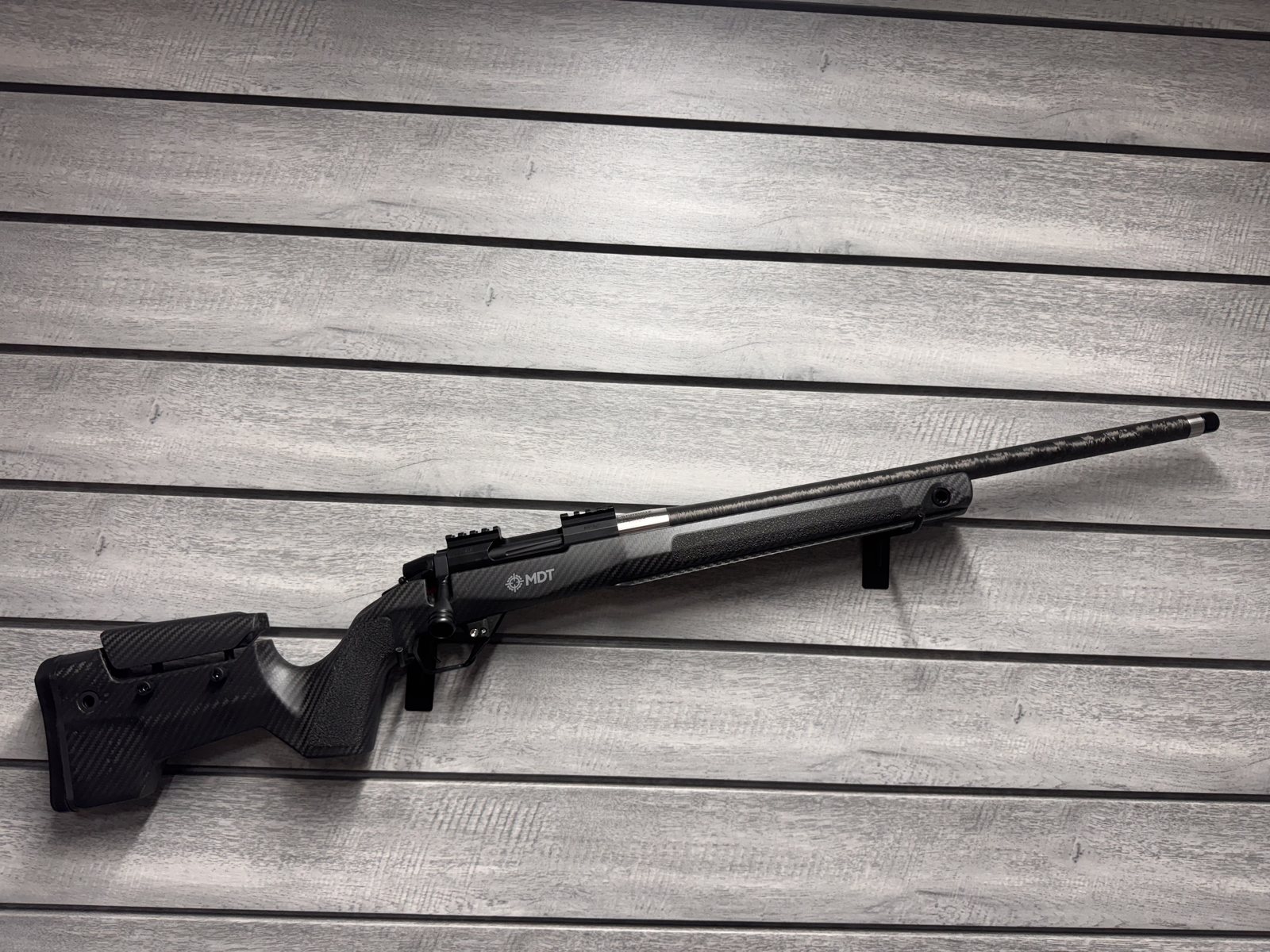 701 Build, MDT stock, plain black carbon fiber